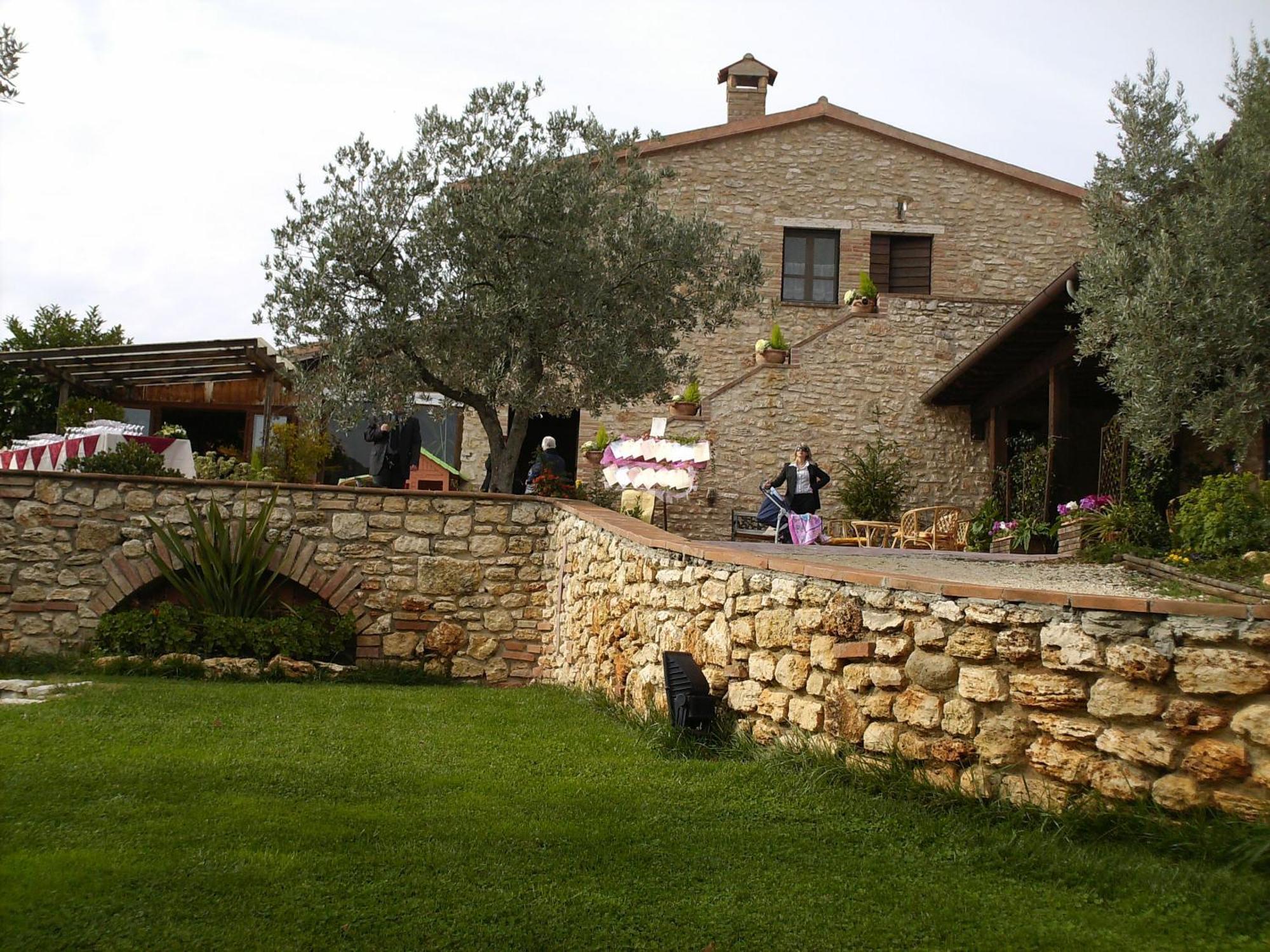 Agriturismo La Casella San Terenziano Zewnętrze zdjęcie