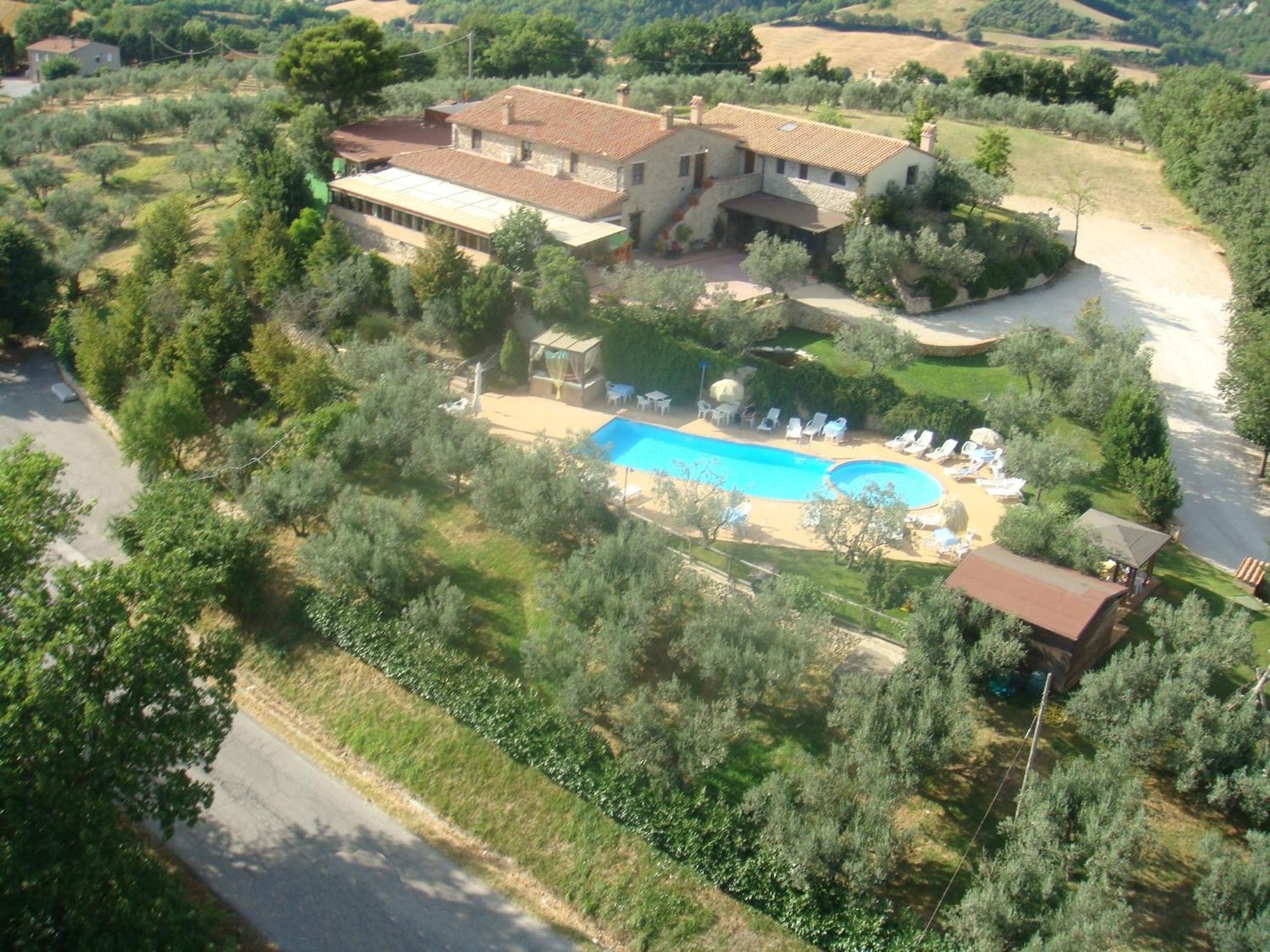 Agriturismo La Casella San Terenziano Zewnętrze zdjęcie