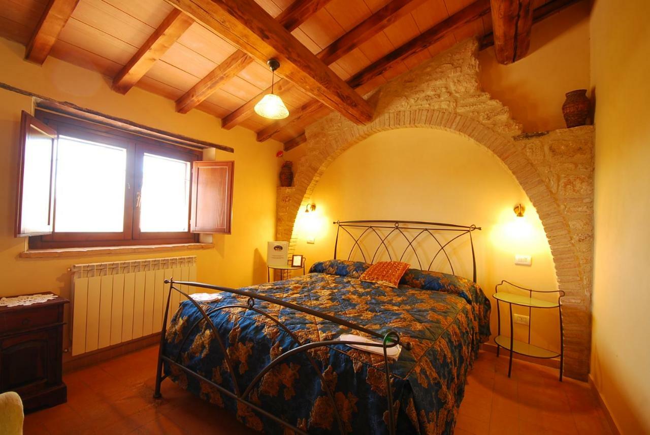 Willa Agriturismo La Casella San Terenziano Zewnętrze zdjęcie